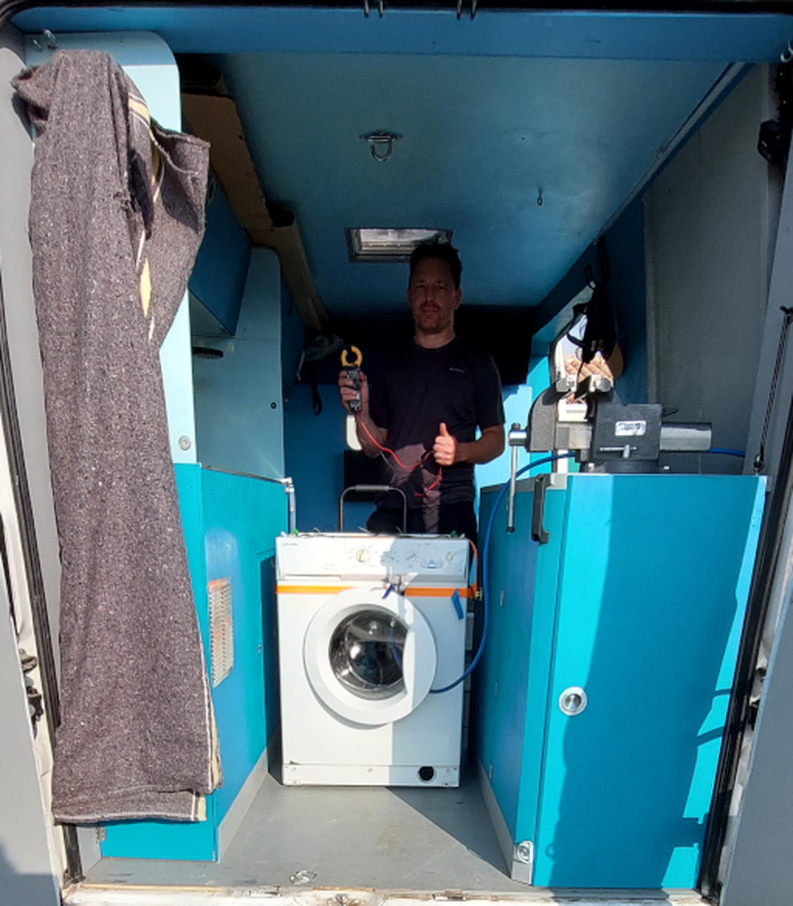 Intérieur du camion de dépannage
