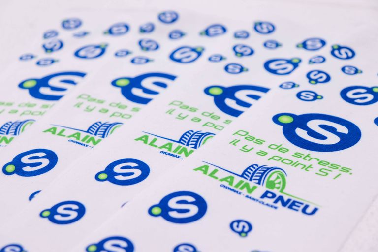 Point-S-chaussettes-personnalisees