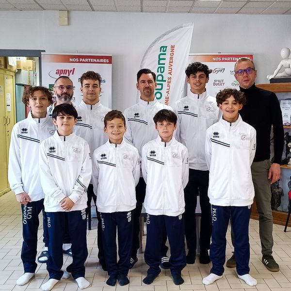 Personnalisation des vêtements ERREA pour les jeunes de la gym d'oyonnax