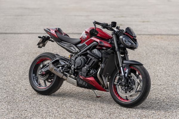 silencieux-spark-grid-o-triumph-street-triple-765.webp